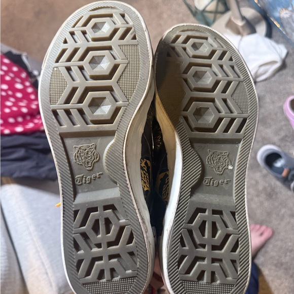 Onitsuka Tiger by Asics Yellow and Black Sneakers. Limited edition! Rare af - Picture 6 of 6